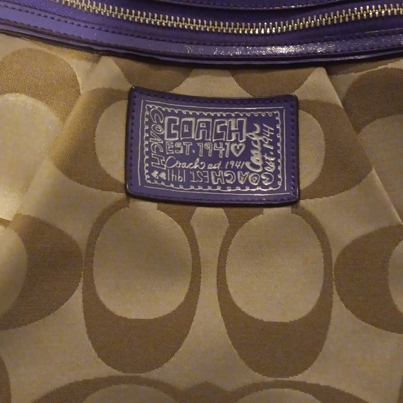 Coach Beige and Purple Shoulder Bag - Picture 2 of 11